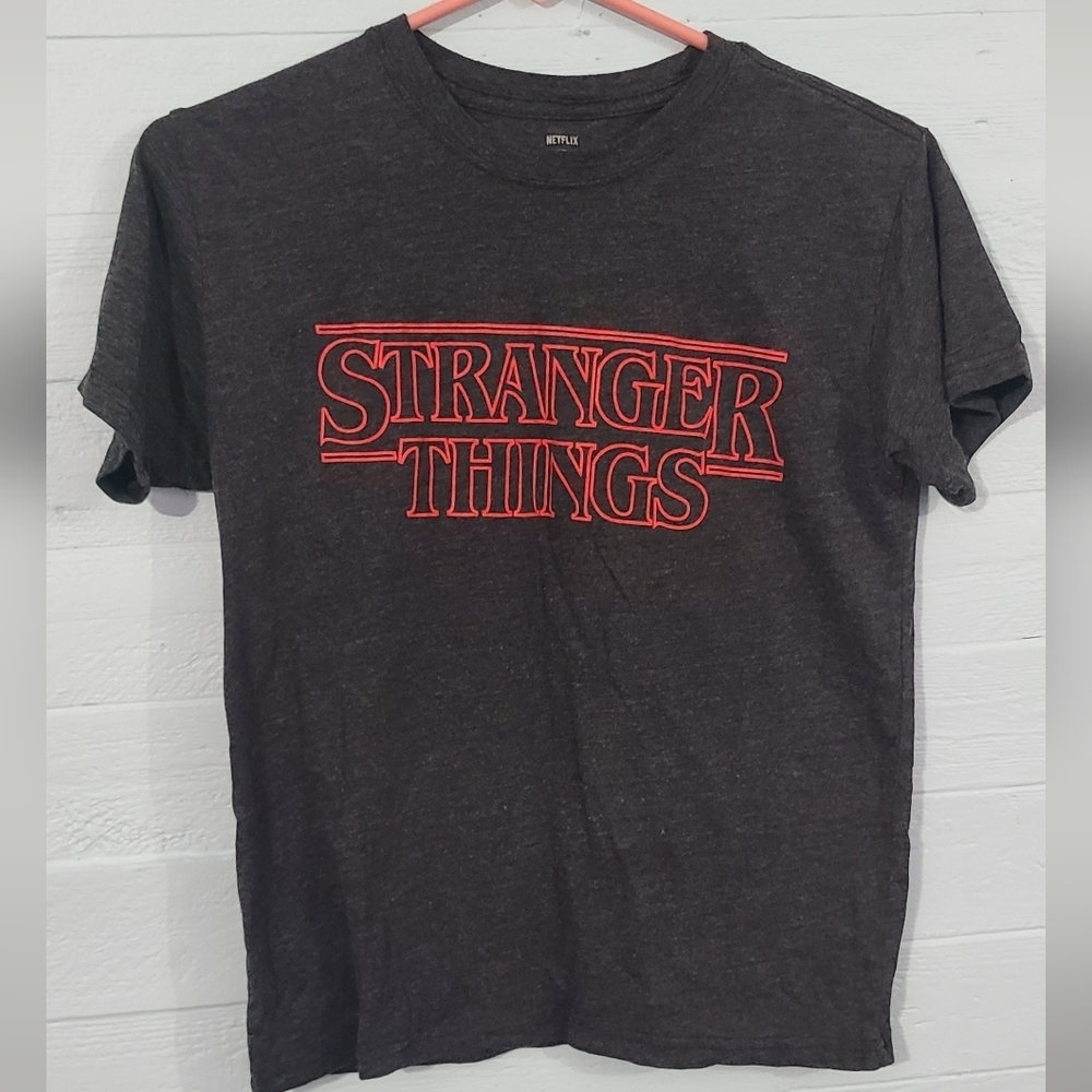 Teens Netflix Stranger Things Short Sleeve T-Shirt Black Size SmallI